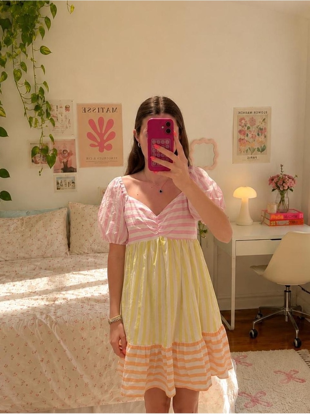 In February 100% cotton colorful babydoll mini dress w short sleeves Size Small